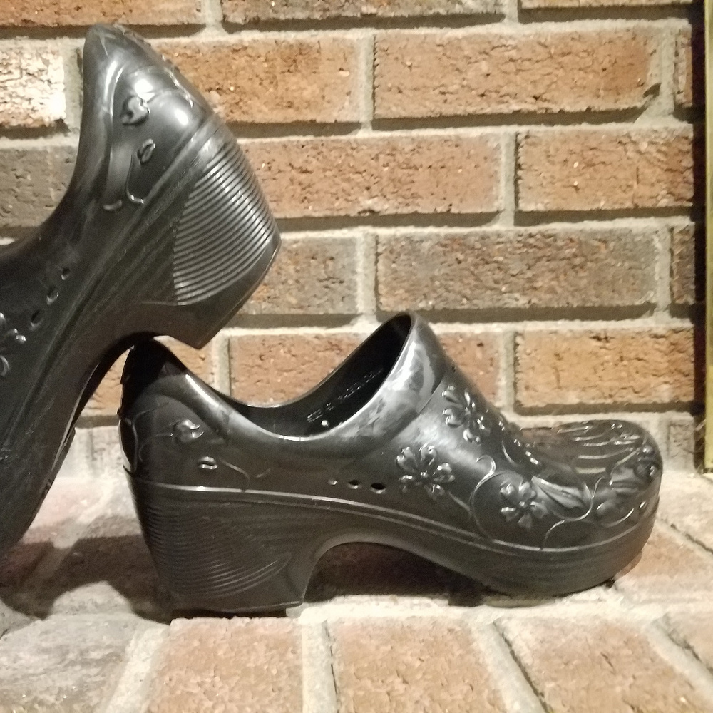 Dansko Women 41 Clog Garden Molded Slip Resistant